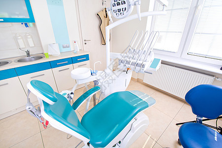 牙科办公室的专业牙医工具 单位 千美元 请访问InfoFinland上的官方网站牙齿房间职场牙疼技术椅子乐器蓝色诊所手术图片