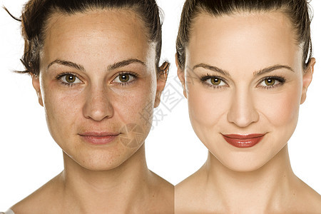 妇女无和有化妆品的比较肖像女士美容护理皮肤治疗图片