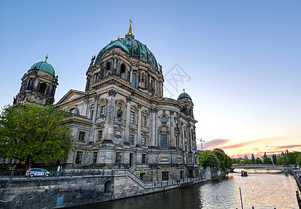 德国柏林的柏林大教堂旅行首都地标博物馆建筑学游客圆顶建筑教会观光图片