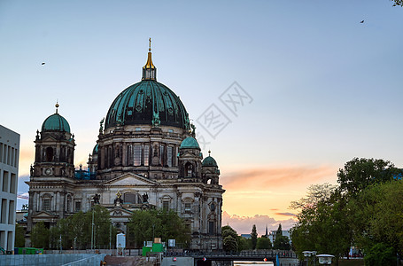 德国柏林的柏林大教堂历史性旅游博物馆城市地标观光宗教教会首都景观图片