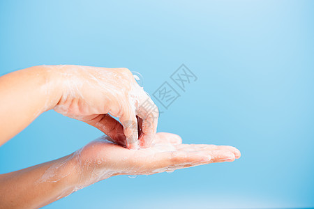 妇女用肥皂洗手时有泡沫清洁度团体感染棕榈女孩程序药品病菌护士手指图片