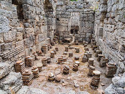 古代齐亚利斯市水渠的废墟 著名的建筑地标旅行旅游松树古董渡槽建筑学菜豆火鸡观光图片