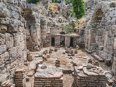 古代齐亚利斯市水渠的废墟 著名的建筑地标渡槽观光建筑学假期故土松树考古学火鸡古董图片