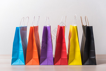 彩色购物袋行顾客购物商业白色团体营销产品店铺市场礼物图片