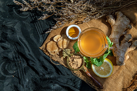 热姜汁加柠檬和薄荷 根和一片姜美食蜂蜜烹饪香气植物茶点矿物草本植物蔬菜饮料图片