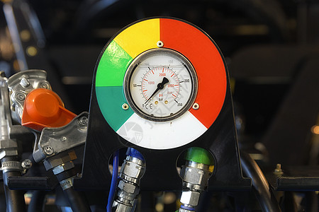 工业测量设备特写 C真空工具酒吧压力机械鳞片仪表技术软管液压图片