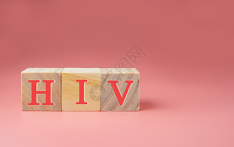 AIDS/HIV单词在木制立方 AIDS/HIV概念上图片