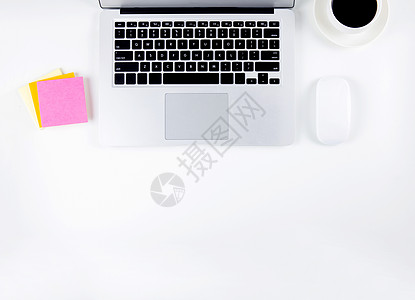 膝上型计算机和鼠标 日记和 Rem 笔记板的顶部视图图片