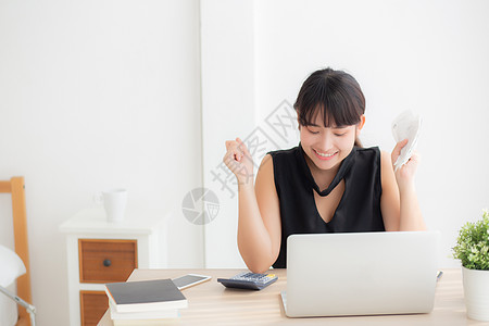 生活费用亚洲电脑高清图片