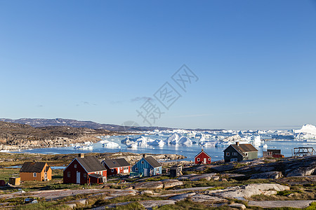 格陵兰罗德拜的多彩房屋建筑天空小屋村庄旅行游客旅游冰川海岸海洋图片