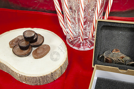 圣诞节支出礼物贸易巧克力庆典喜悦季节金属货币糖果宗教图片