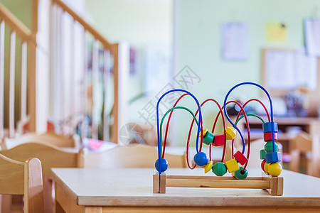 童年与社会化概念 幼儿园的多彩木偶玩具一体化知觉家庭职业包容性技巧语言自闭症时代学前班图片