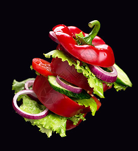 由甜椒黄瓜和沙拉叶制成的创意布局 食物概念美食菠菜树叶烹饪叶子胡椒饮食植物作品沙拉图片