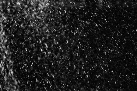 黑色背景上的水滴倒台瀑布运动露滴淋浴雨滴火花灌溉通量天气图片