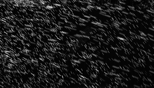 黑色背景上的水滴淋浴液体雨量天气飞溅倾盆大雨瀑布灌溉溪流雨滴图片