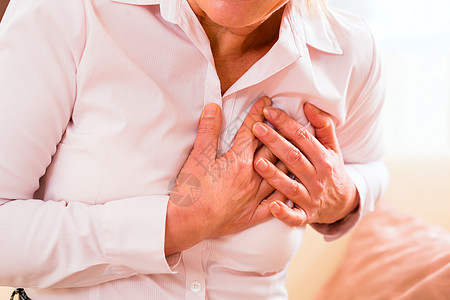 家中有老年心脏病发作医生疼痛情况女士案件心脏女性成人痛苦血栓图片