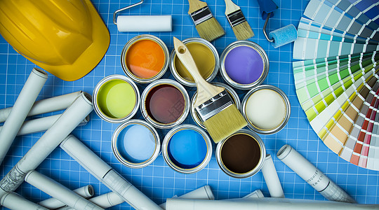 五颜六色的油漆罐车轮绘画液体家庭作业用具滚筒染色画笔金属工具图片