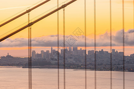 旧金山的金门大桥海滩橙子天际城市假期旅行游客建筑学海洋地标图片