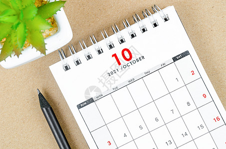 2021年10月的案头日历台历自由桌子假期铅笔空白日程网格办公室英语图片