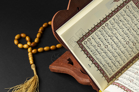 照片特写伊斯兰新年与古兰经书 高品质美丽的照片概念图片