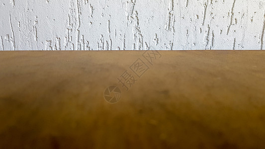 天然木桌和复古白色装饰墙的空顶 展示产品 木桌和白墙 空木桌面 柜台 房间墙壁上的架子海报地面乡村桌子广告风格地板木板框架木头图片