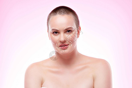 长得漂亮 脸皮上有箭头的女人的肖像医生胶原外科皮肤手术女孩药品病人护理程序图片