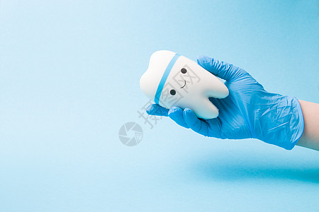 牙医概念 儿童牙痛的治疗方法口服牙疼工具塑料乐器医生探险家工作牙齿卫生图片