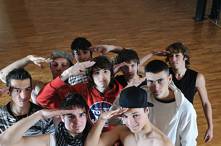 青少年群体朋友教育青年多样性情感面孔大学乐队音乐舞蹈图片