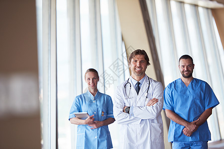 医院医疗人员组的医务人员外套胡须保健男性专家男人团队女士职业实验室图片