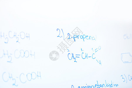 白野猪上的化学分子结构黑板绘画大学方程化学家老师理论公式物理考试图片