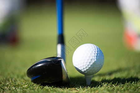 草地高尔夫球俱乐部和球场乐趣宏观司机运动商业课程高尔夫球球道闲暇挑战图片