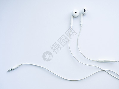 白色带线耳机 白色背景的耳机和耳机图片