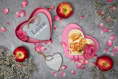 情人节的一天是苹果馅饼玫瑰 母亲的一天是自制蛋糕 心形粉红色咖啡店早餐咖啡面包水果周年恋人情侣纪念日妈妈们图片