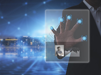 用于访问 ID 和信息报告的人手扫描指纹 技术概念 检查公司的商务人士手扫描指纹全息屏幕 人的手扫描指纹访问安全系统图片