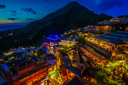 成城山的夜景背景