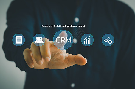 手触摸 CRM 客户关系管理自动化系统软件 虚拟屏幕概念上的业务技术图片