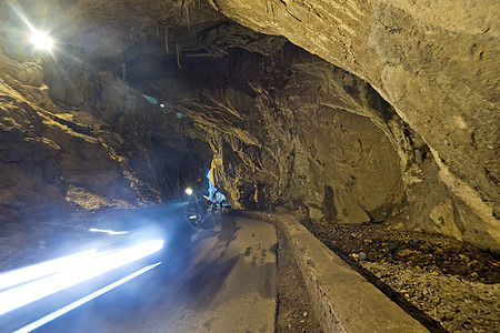 La Cuevona 西班牙卡斯特路自然洞穴环境隧道矿物财产石头地理地球科学景点自然保护石灰石图片