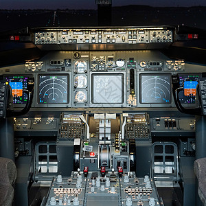 空驾驶舱驾驶舱的一般景象 商业飞行模拟器用于飞行训练图片