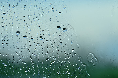 雨滴psd窗户上的雨滴在紧靠的窗口上背景