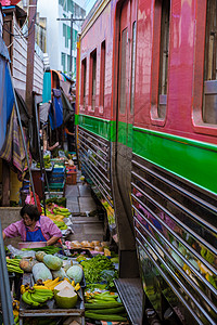 泰国运输产品乘客水果店铺车站假期古董历史性美功图片