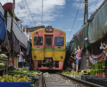 泰国美功铁路贸易产品旅行火车旅游食物机车店铺图片