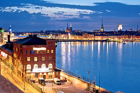 斯德哥尔摩风景港和城市景色夜晚全景图片