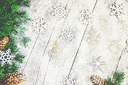 圣诞节背景 新年快乐 有选择的重点松树金子假期乡村木头花环作品卡片惊喜木板图片