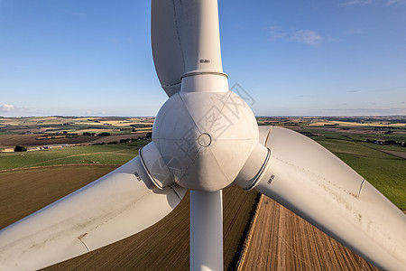 用于产生可再生绿色电力的风力涡轮机涡轮发电机发电天线资源气候全球风车力量水平图片