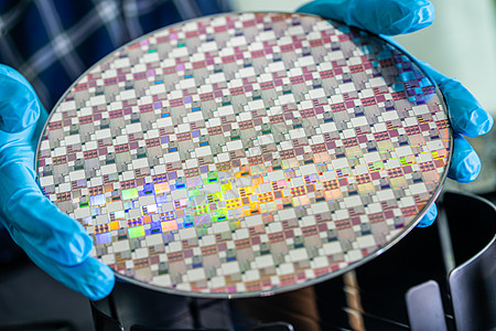 用于制造集成电路半导体的硅微粒母板控制器晶圆芯片制造业生产技术工程微电路材料图片