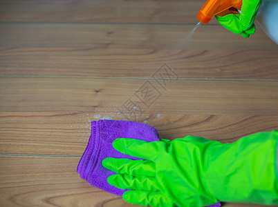 妇女使用的清洁用具女士桌子女性除尘器喷雾扫帚洗涤衣服工作洗涤剂图片