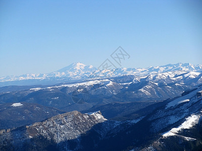 主要高加索山脊 自然 登山 霜 高山 蓝色 美丽 一种解脱图片