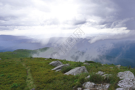 喀尔巴阡山脉 高的 风景 高地 天空 草地 早晨 户外图片