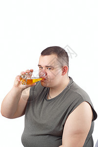 啤酒两脂 醉 年轻的 强大的 男人 苦的 贮藏啤酒 手图片