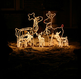 驯鹿圣诞装饰 家 金子 假期 冬天 雪 树 闪耀图片